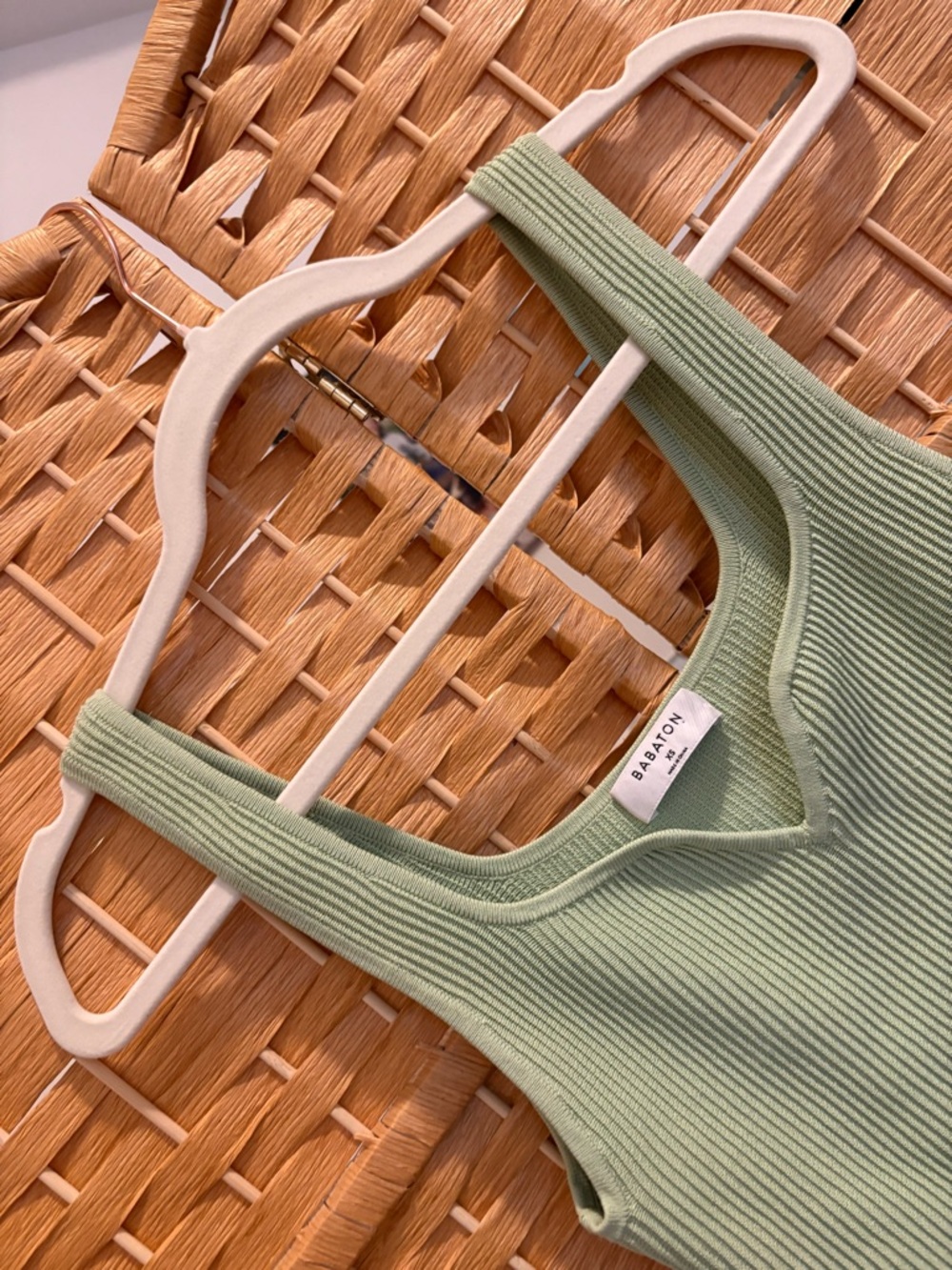Aritzia Babaton Sculpt Knit Notch Mini Dress in Pastel Green XS - Picture 4 of 5